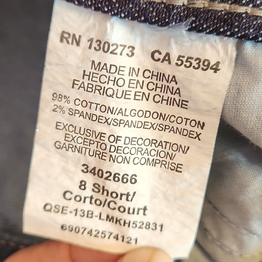 Lee Women's  Midrise Blue Jeans, size 8S - Picture 8 of 13